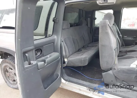 2002 Chevrolet Silverado 1500 Ls from USA, damaged, VIN 2GCEK19T621126065